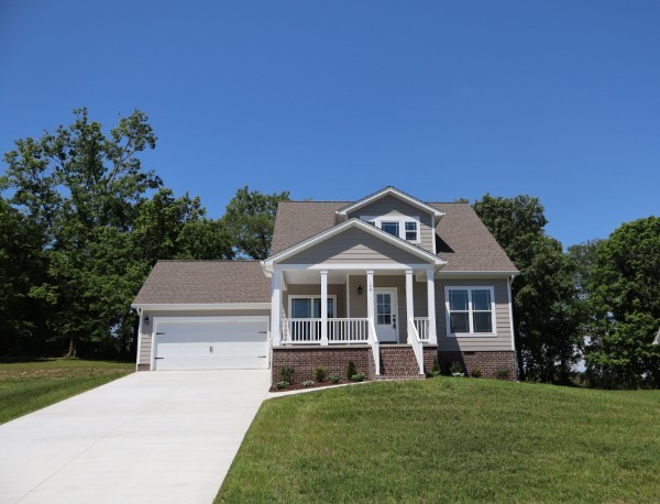 158 Lisa Drive Property Photo 1