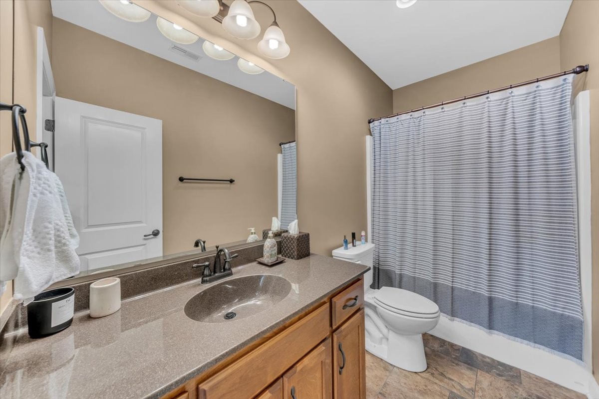 61 N Kensington Ct Property Photo 16
