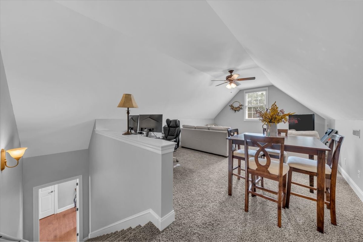 61 N Kensington Ct Property Photo 19