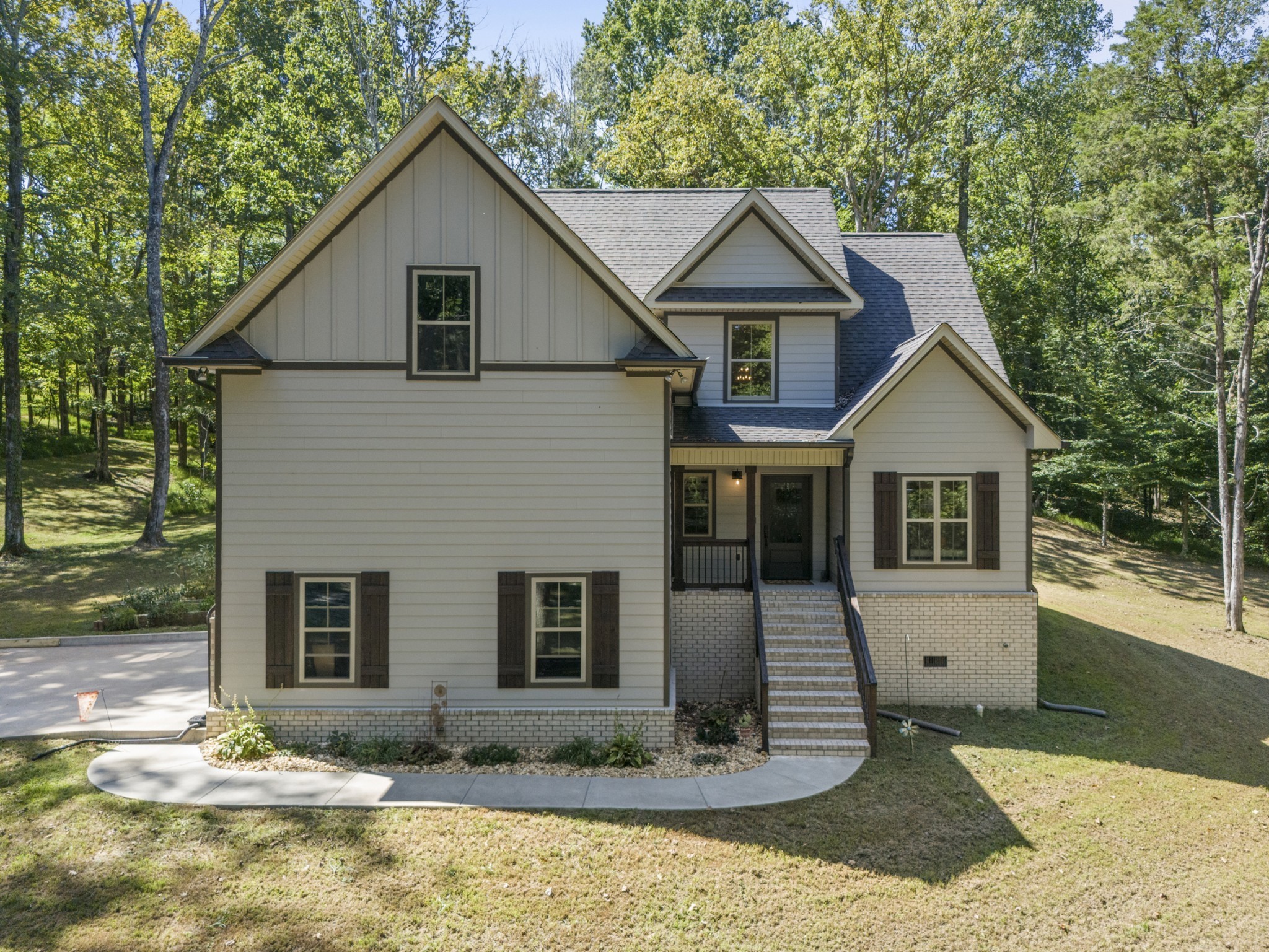 659 Turney Rd Property Photo 1