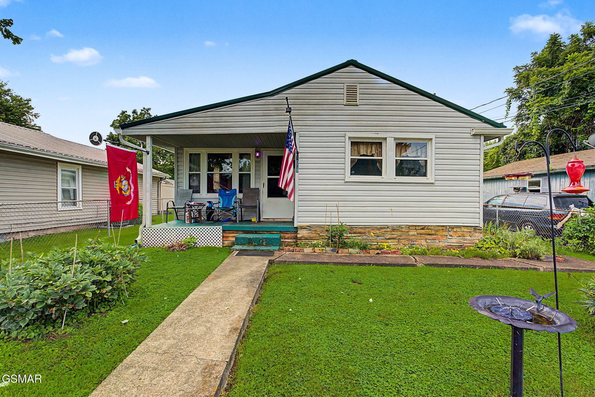 1009 Minton Place Property Photo 1