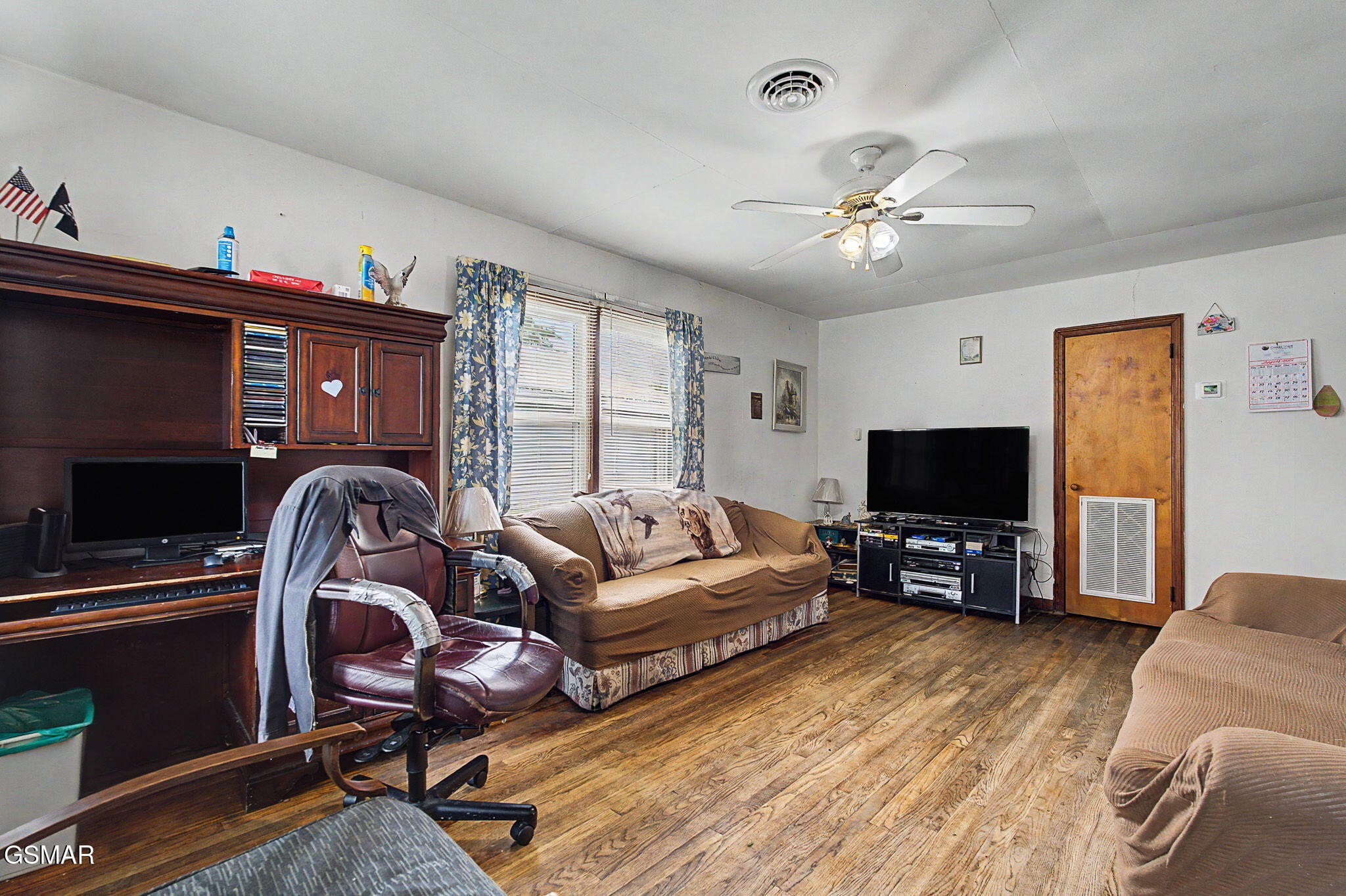 1009 Minton Place Property Photo 6