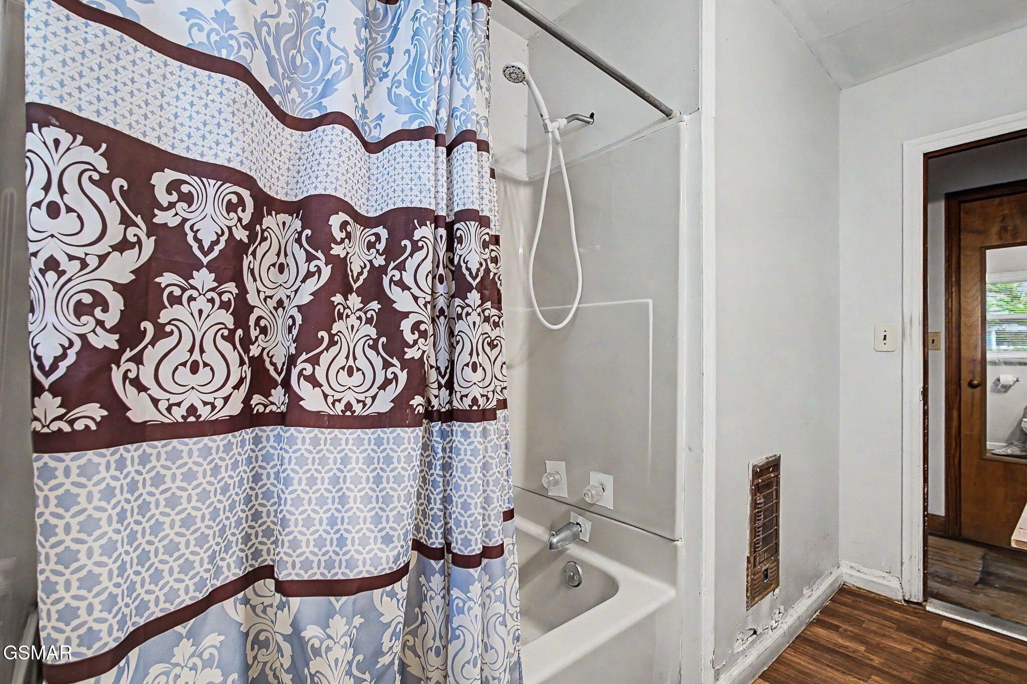 1009 Minton Place Property Photo 14