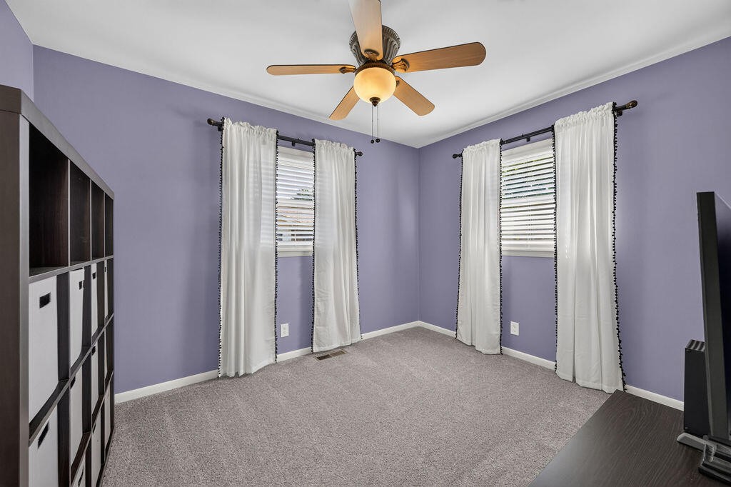 12 Talley Circle Property Photo 10