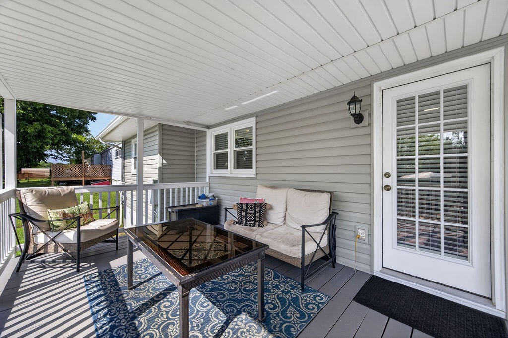 12 Talley Circle Property Photo 14