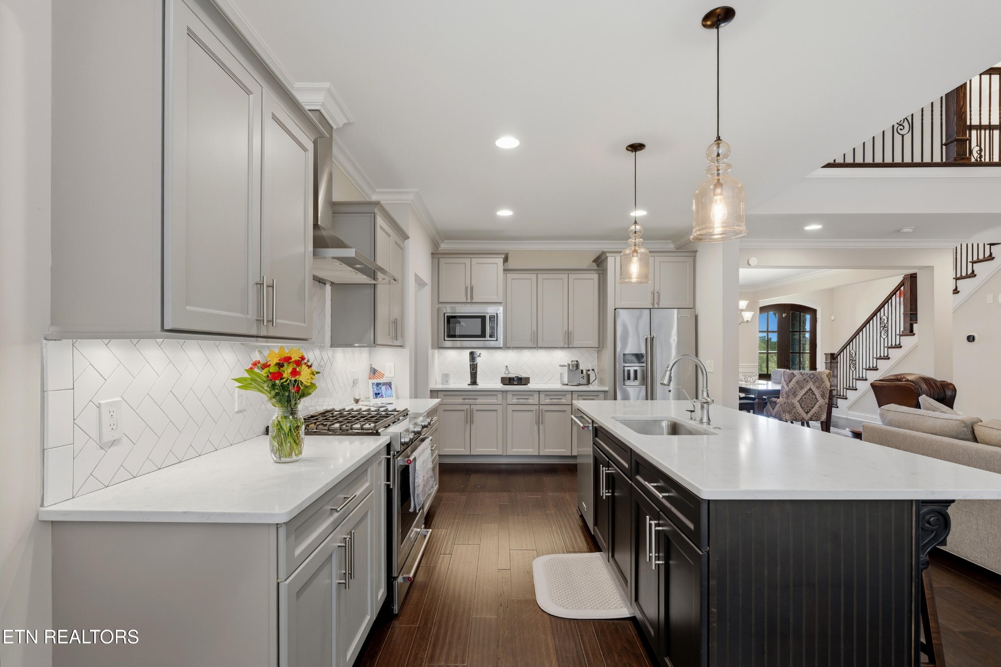 12551 Daisy Field Lane Property Photo 10