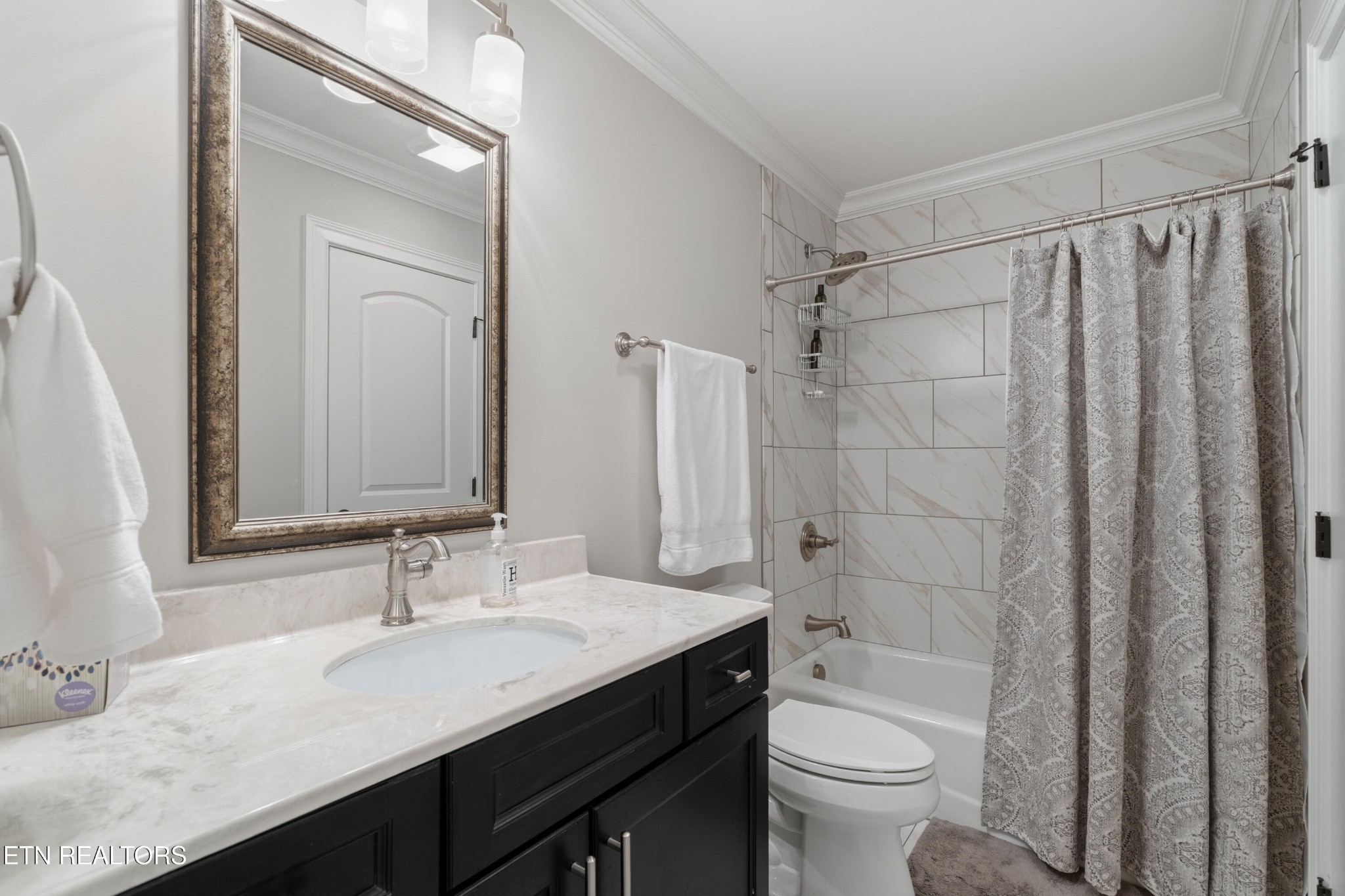 12551 Daisy Field Lane Property Photo 32