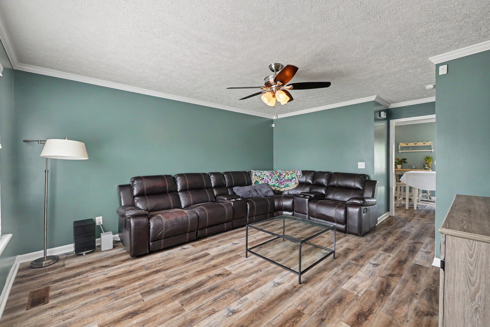 4974 Camborne Cir Property Photo 4
