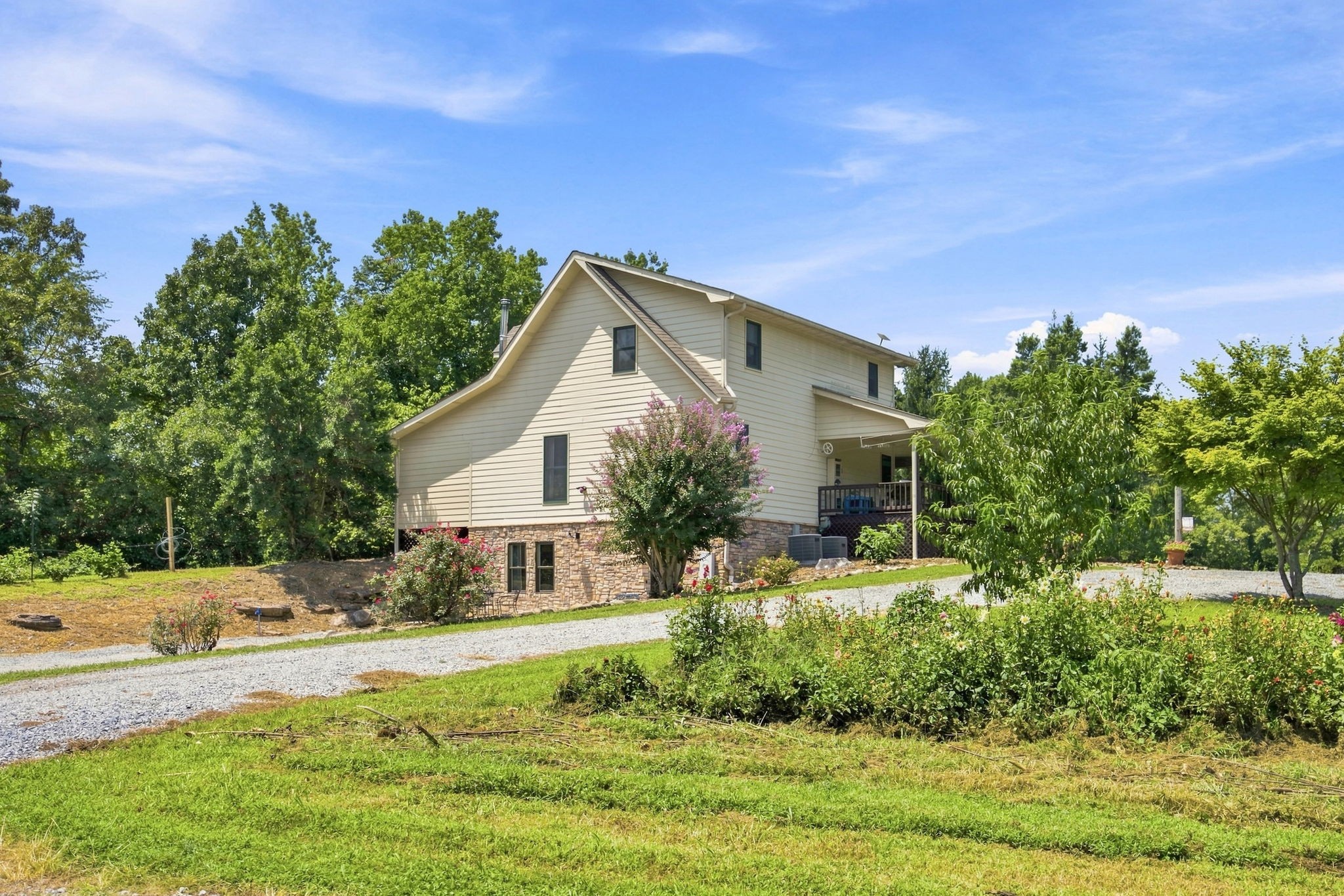 2362 Euchee Rd Property Photo 1
