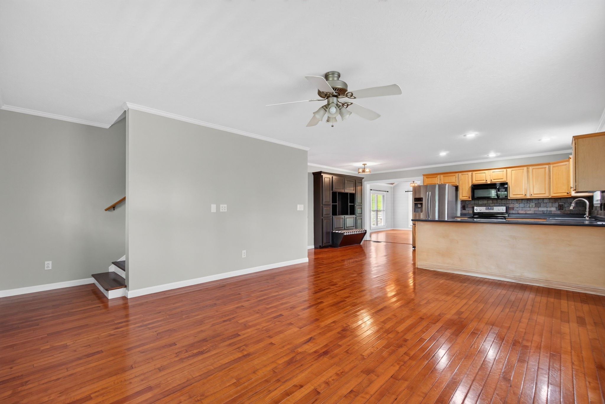 254 Sherwood Forest Rd Property Photo 4
