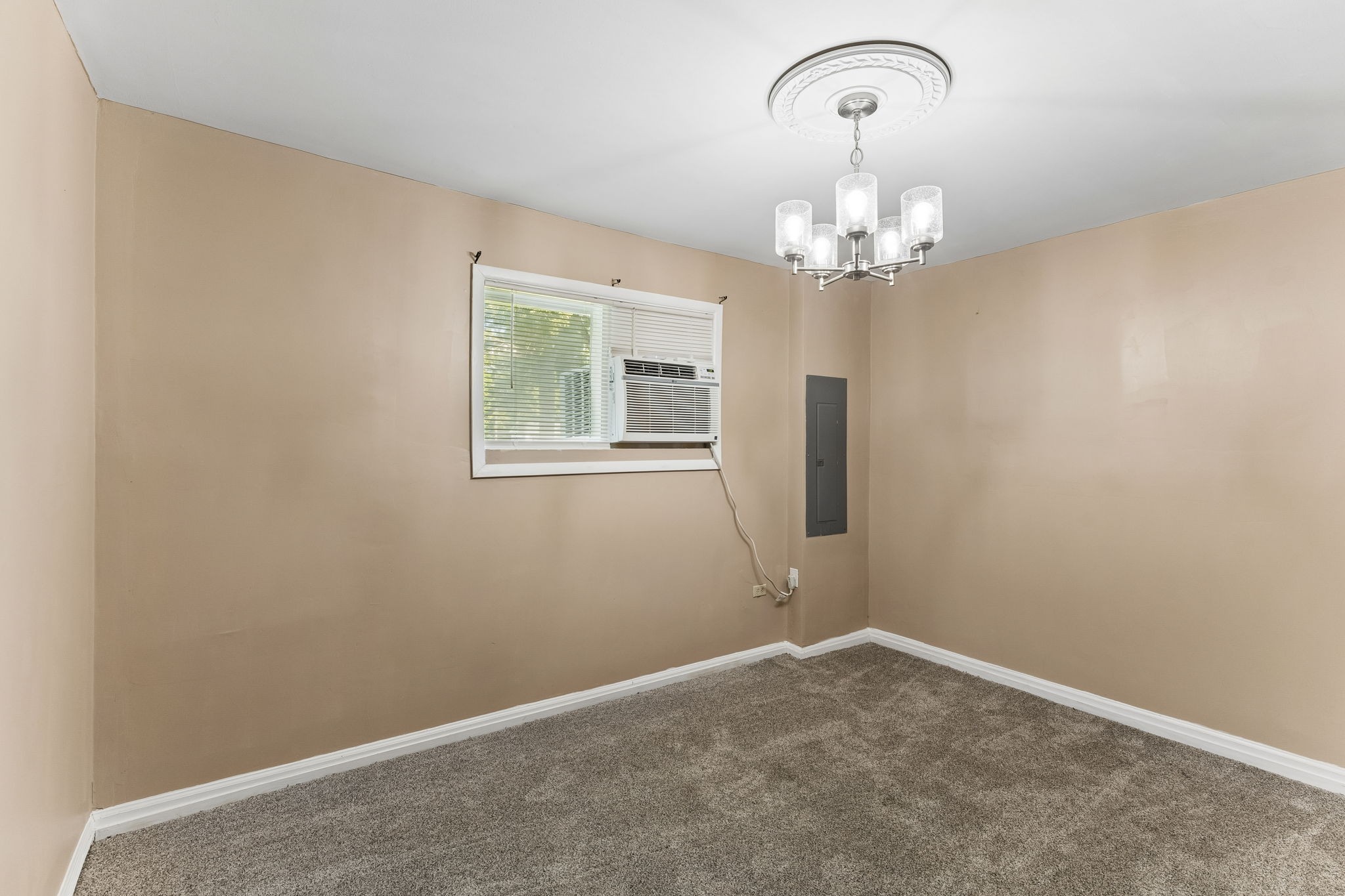 802 Gray St Property Photo 18