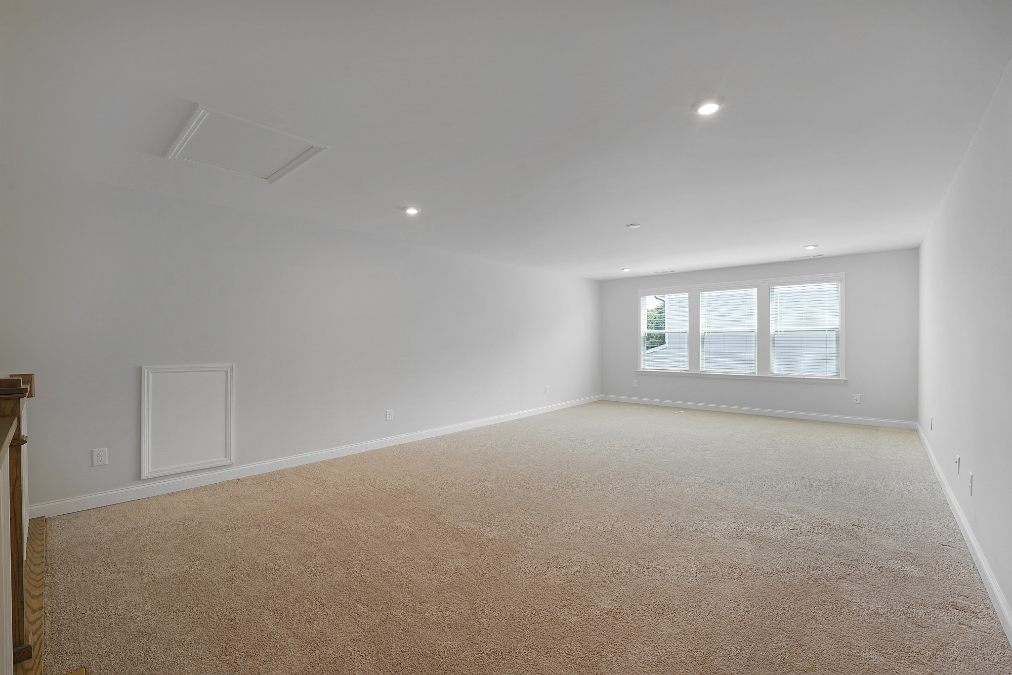 2069 Hedgelawn Dr Property Photo 29