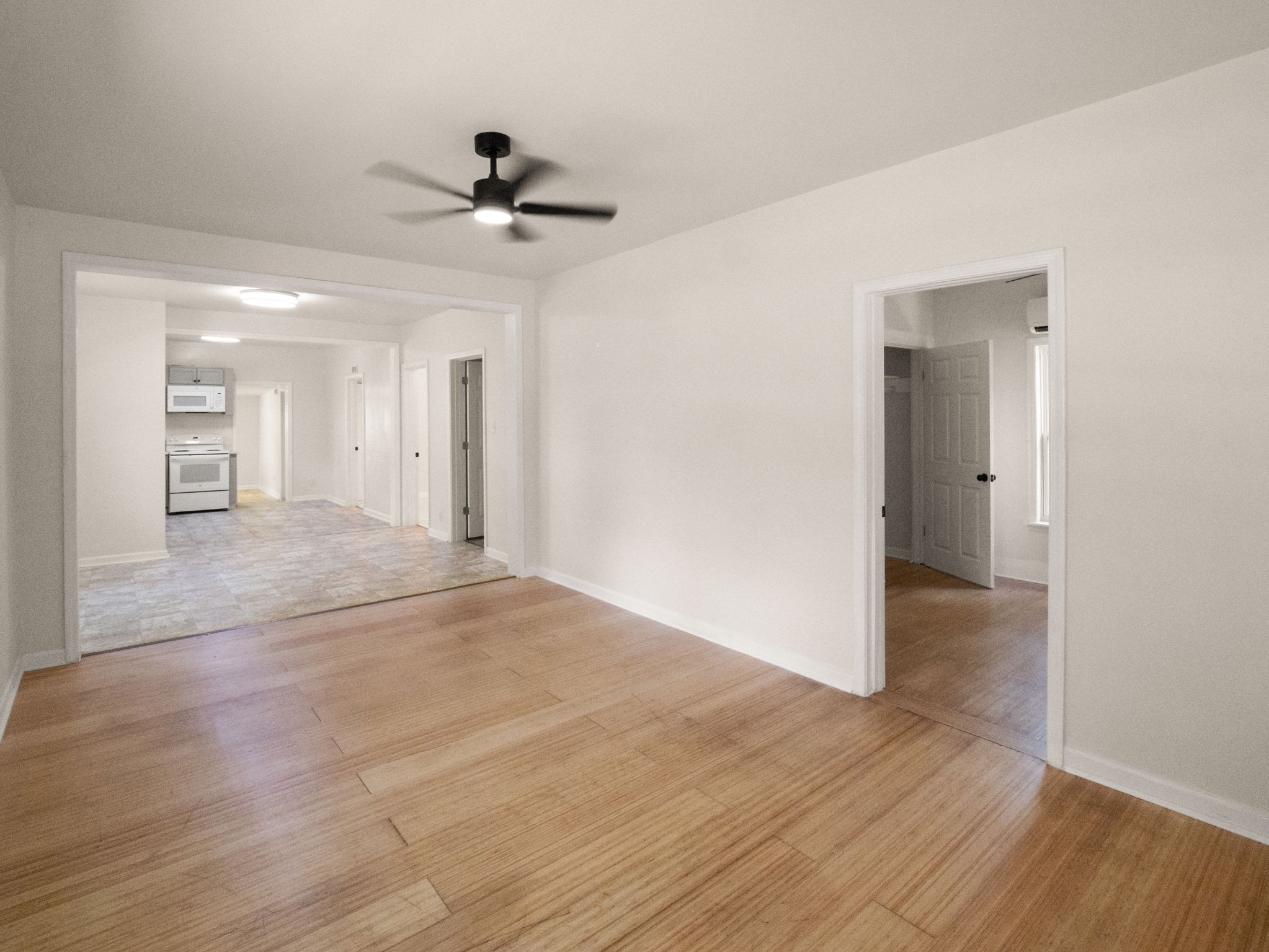 108 Cedar St Property Photo 3