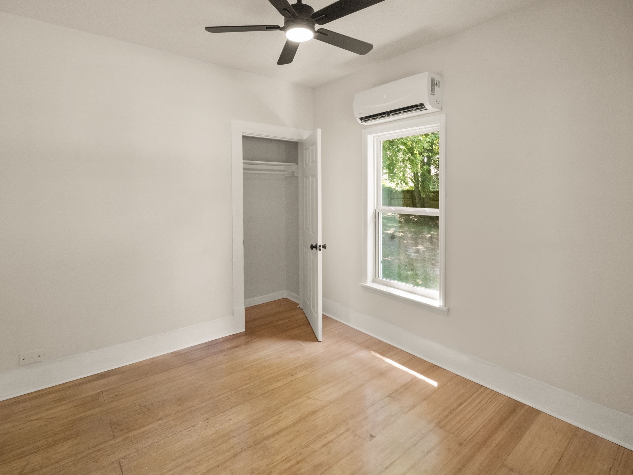 108 Cedar St Property Photo 27