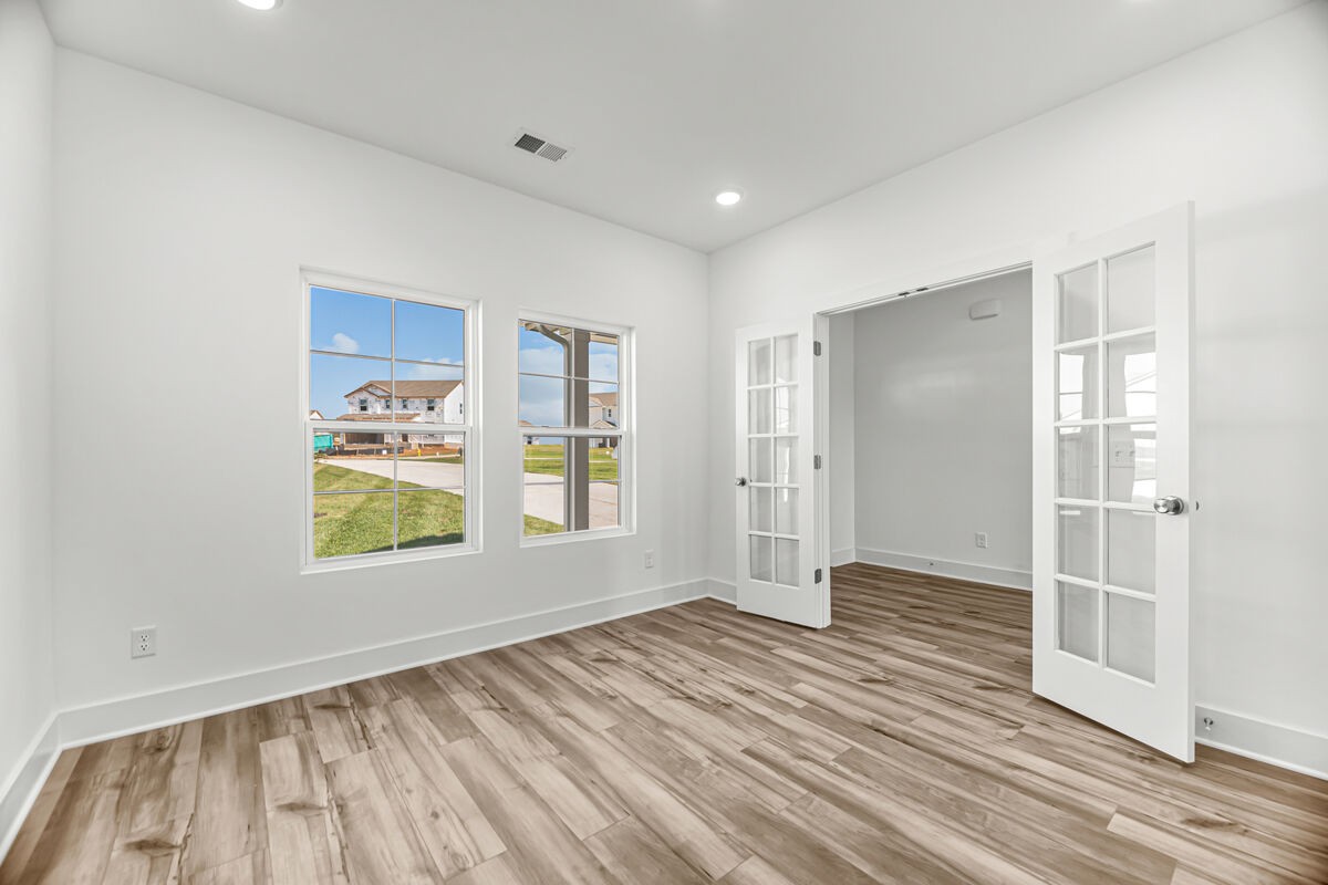 2231 Sharpstone Dr Property Photo 12