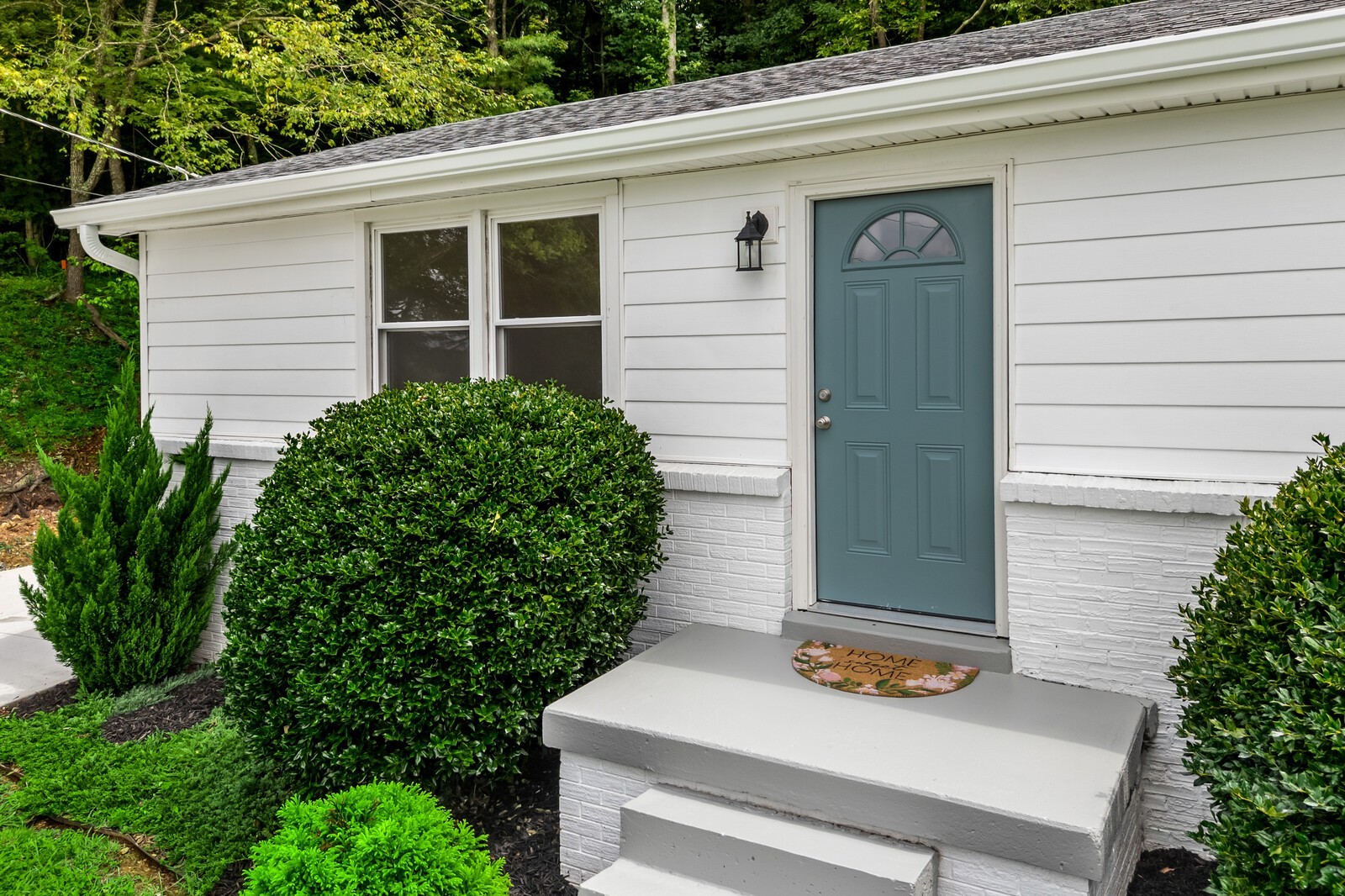 99 Gallaher St Property Photo 1