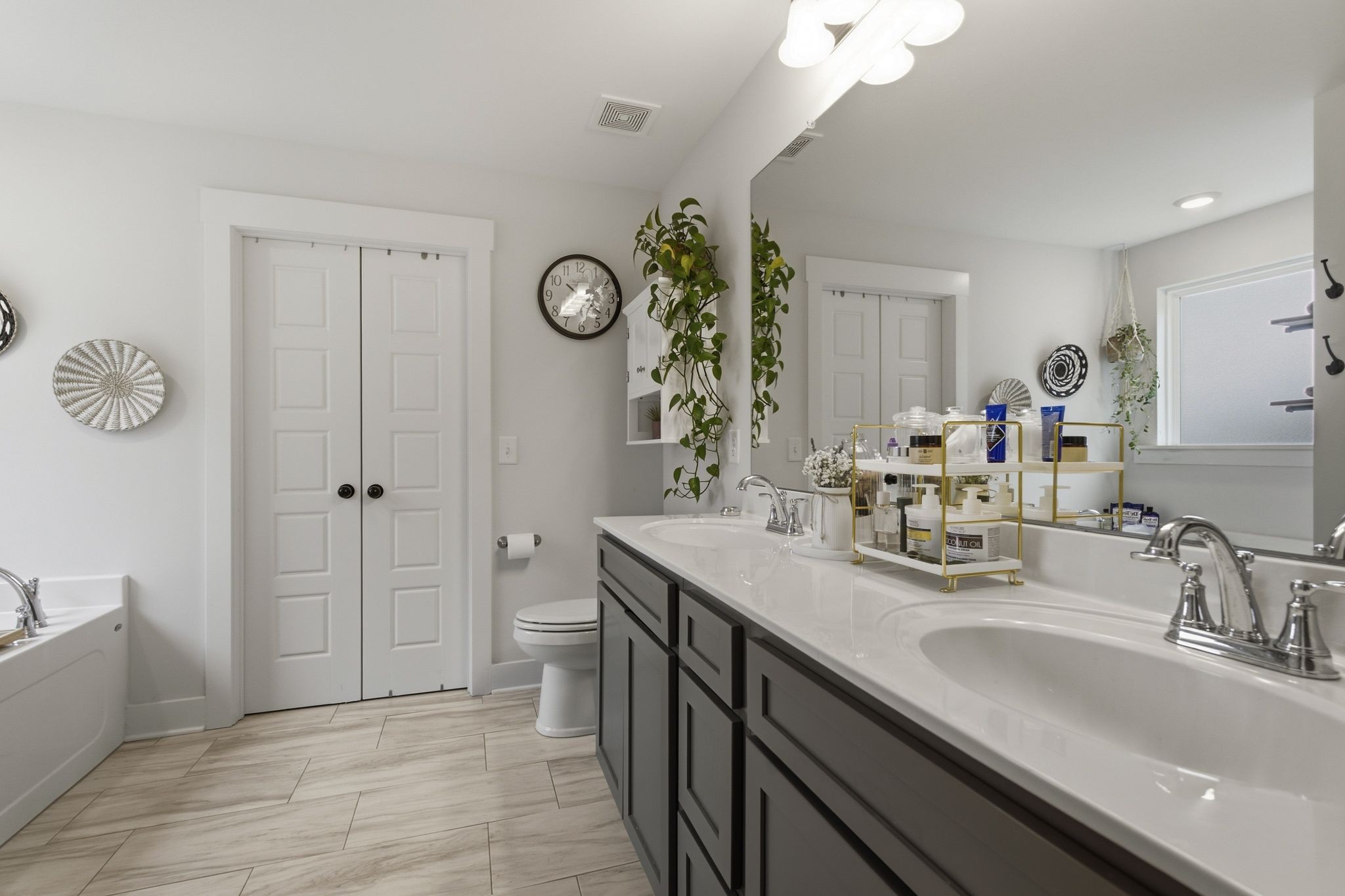 1474 Cotillion Dr Property Photo 23