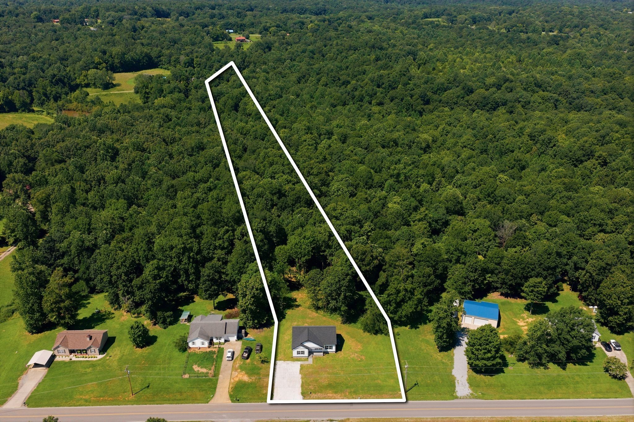3033 Bowker Road Property Photo 1