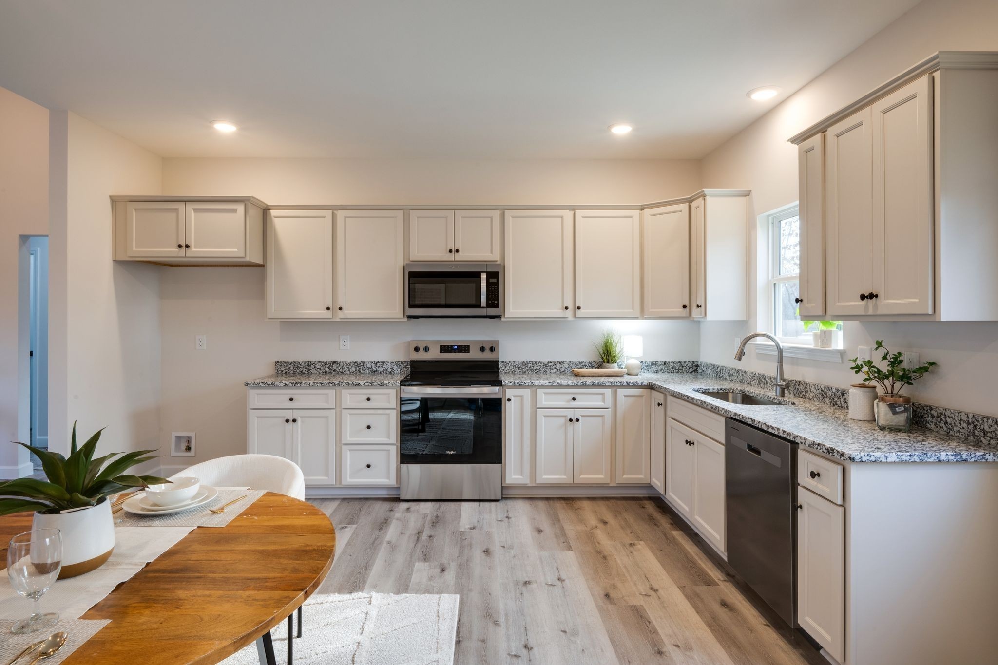 3033 Bowker Road Property Photo 13