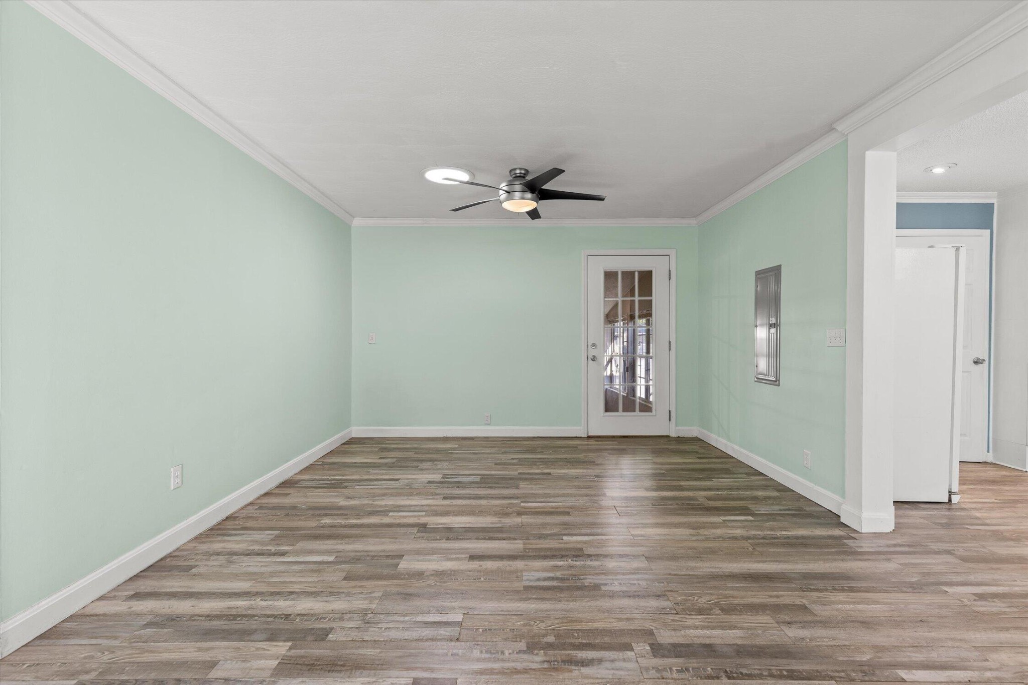 709 James Avenue Property Photo 12