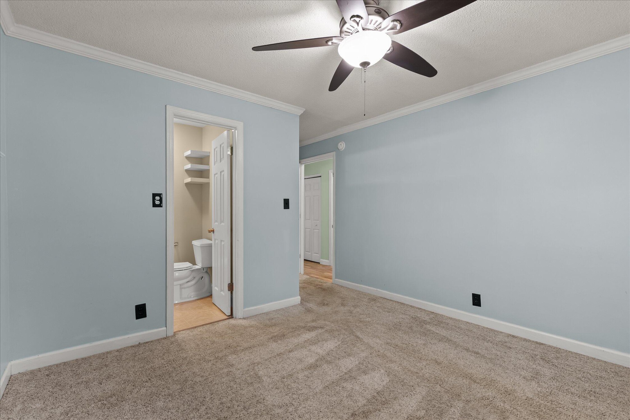 709 James Avenue Property Photo 23