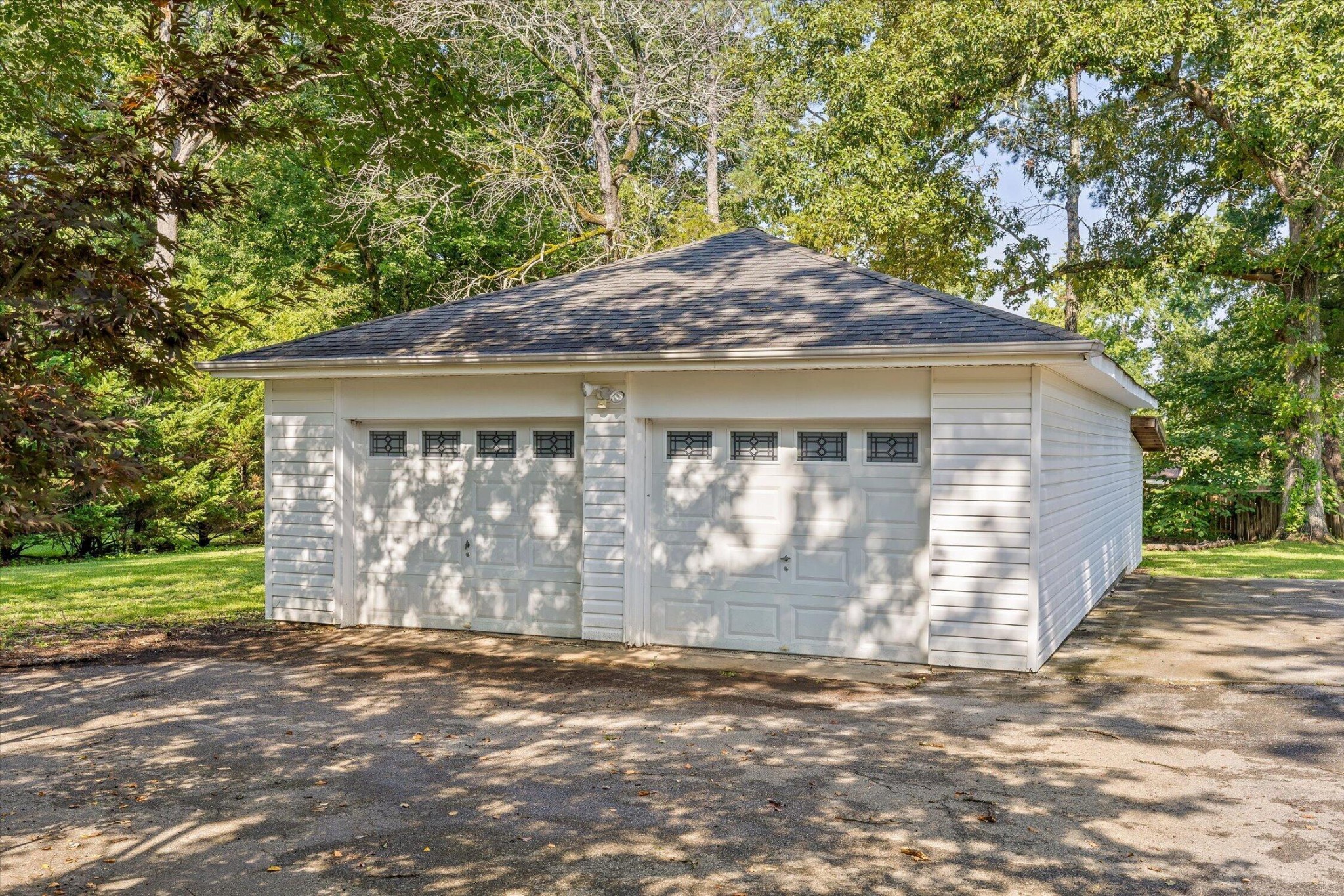 709 James Avenue Property Photo 29