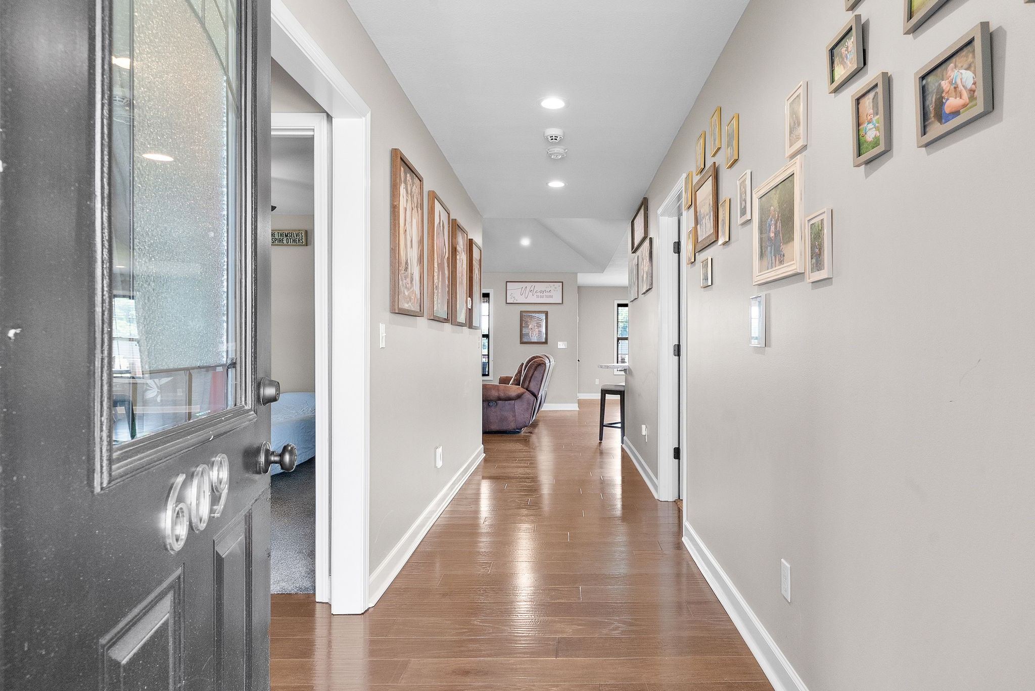 609 Summerset Pl Property Photo 8