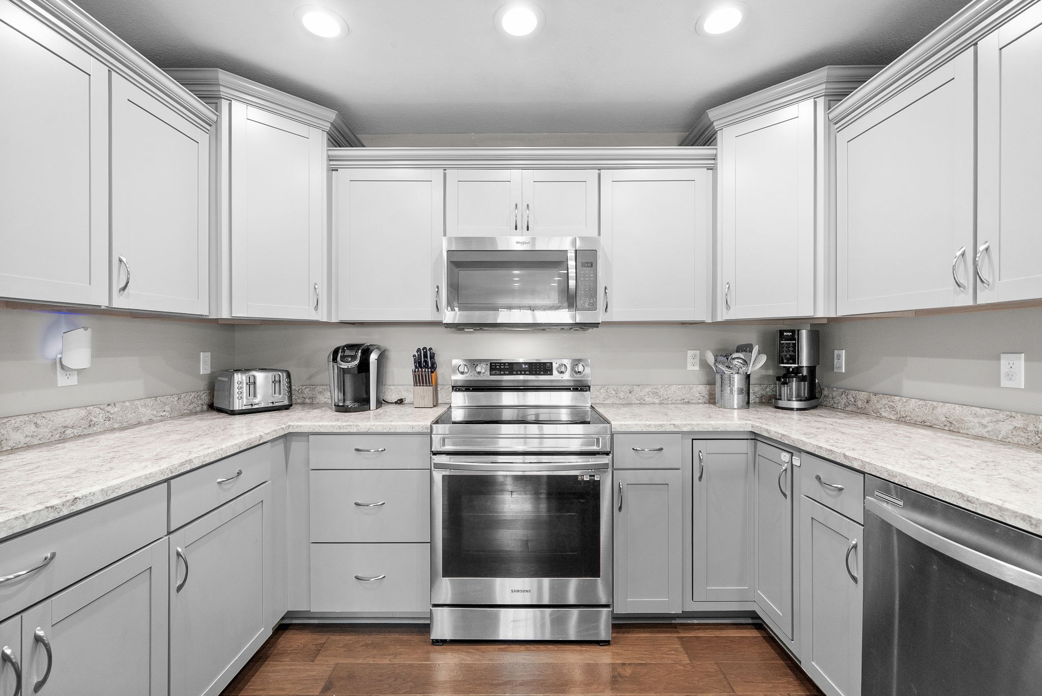 609 Summerset Pl Property Photo 19