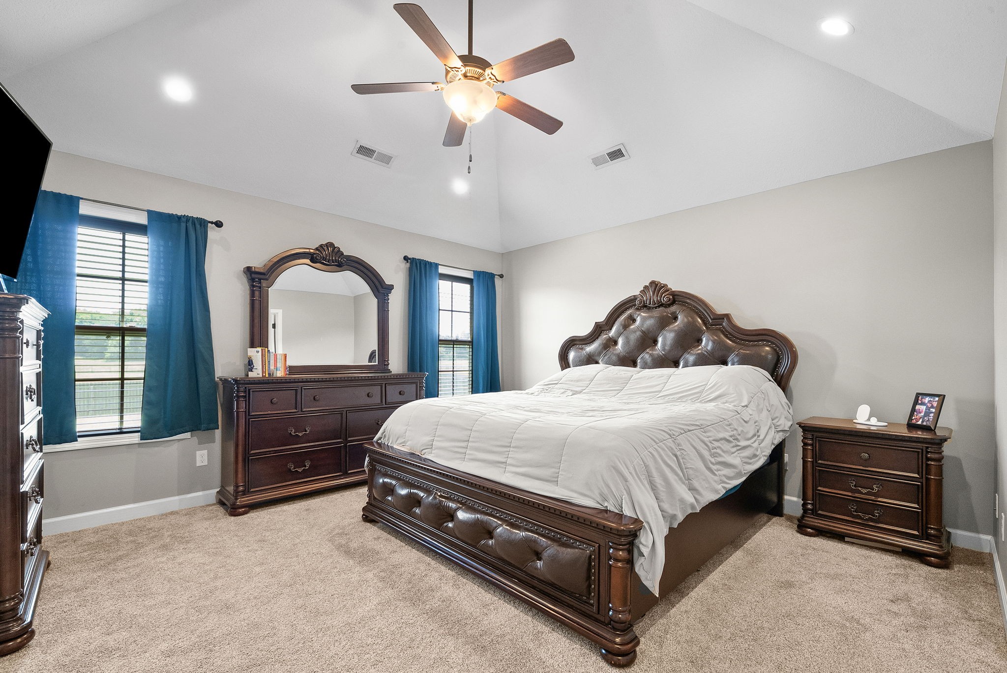 609 Summerset Pl Property Photo 20