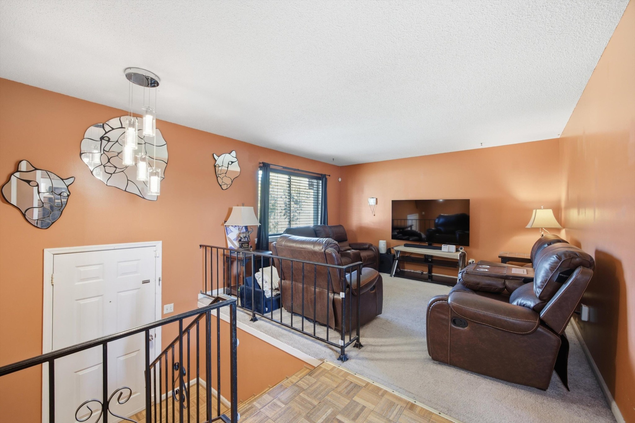 4200 Shady Oak Drive Property Photo 6