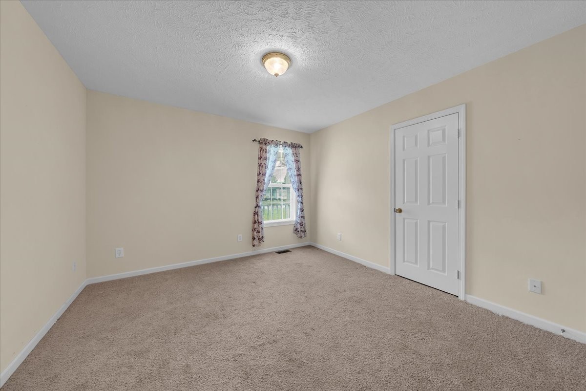 355 W Doak Rd Property Photo 14