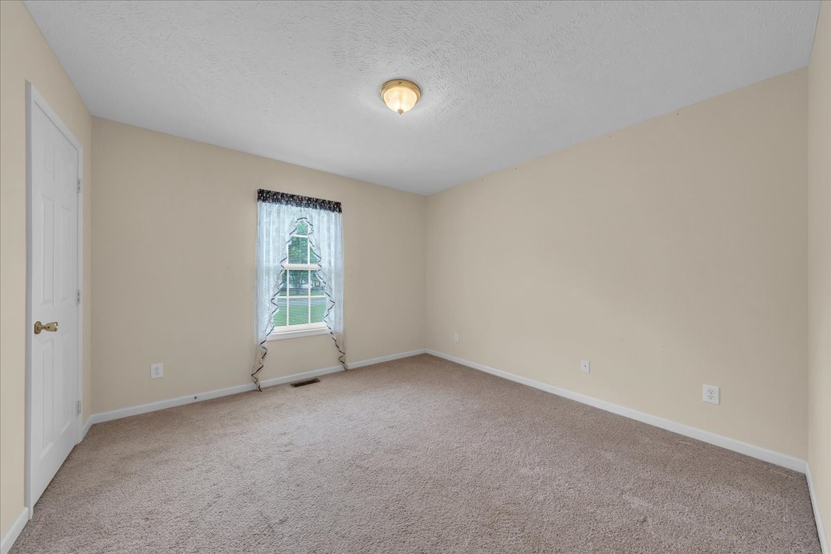 355 W Doak Rd Property Photo 20