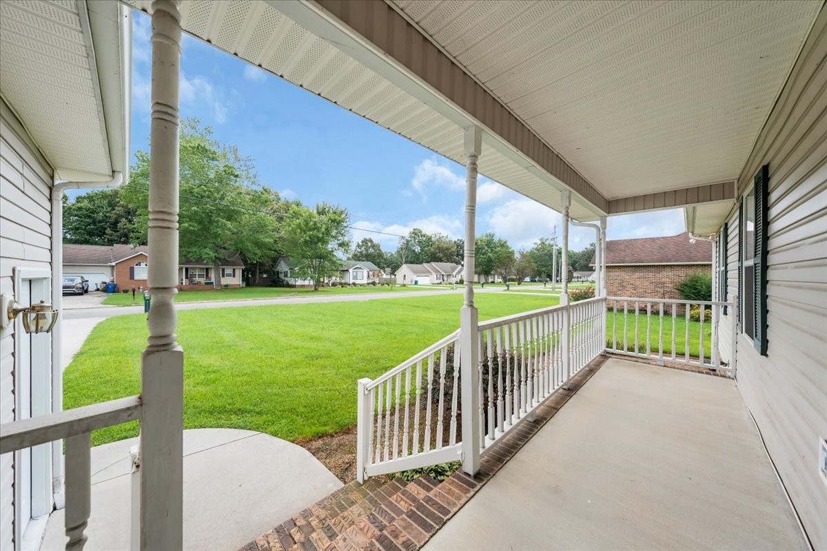 355 W Doak Rd Property Photo 21