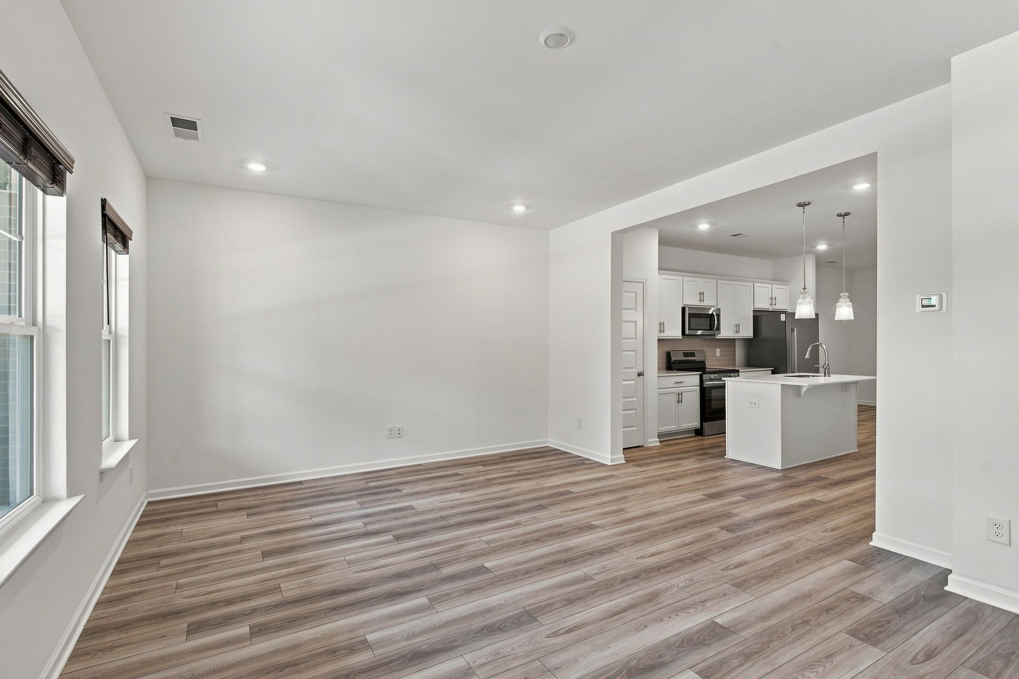 773 Coburg Street Property Photo 7