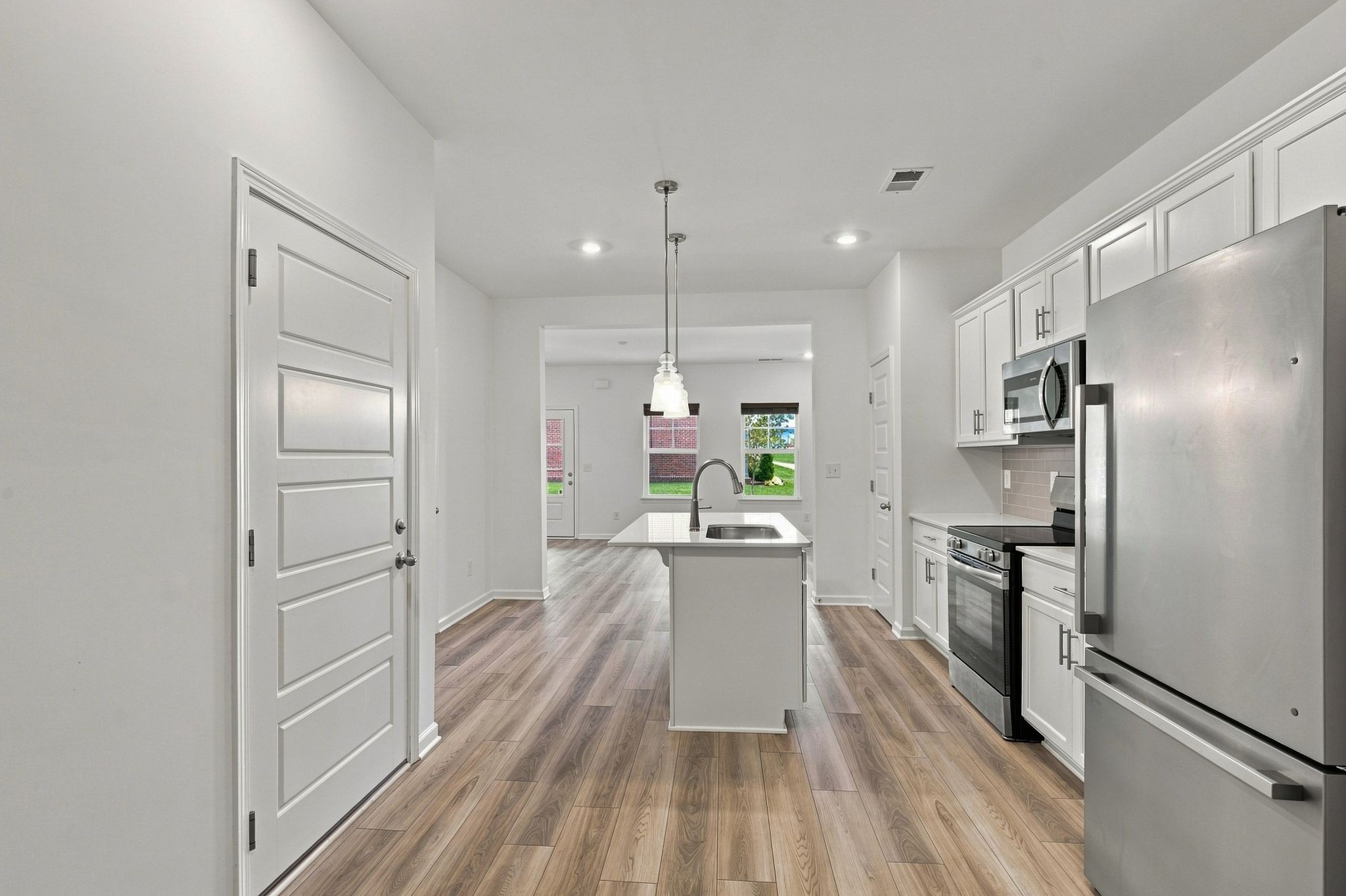 773 Coburg Street Property Photo 12