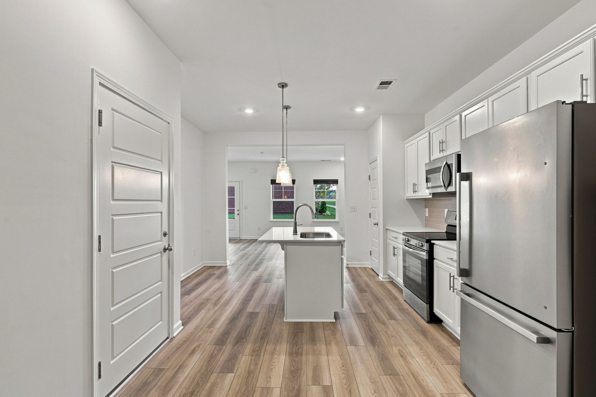 773 Coburg Street Property Photo 13