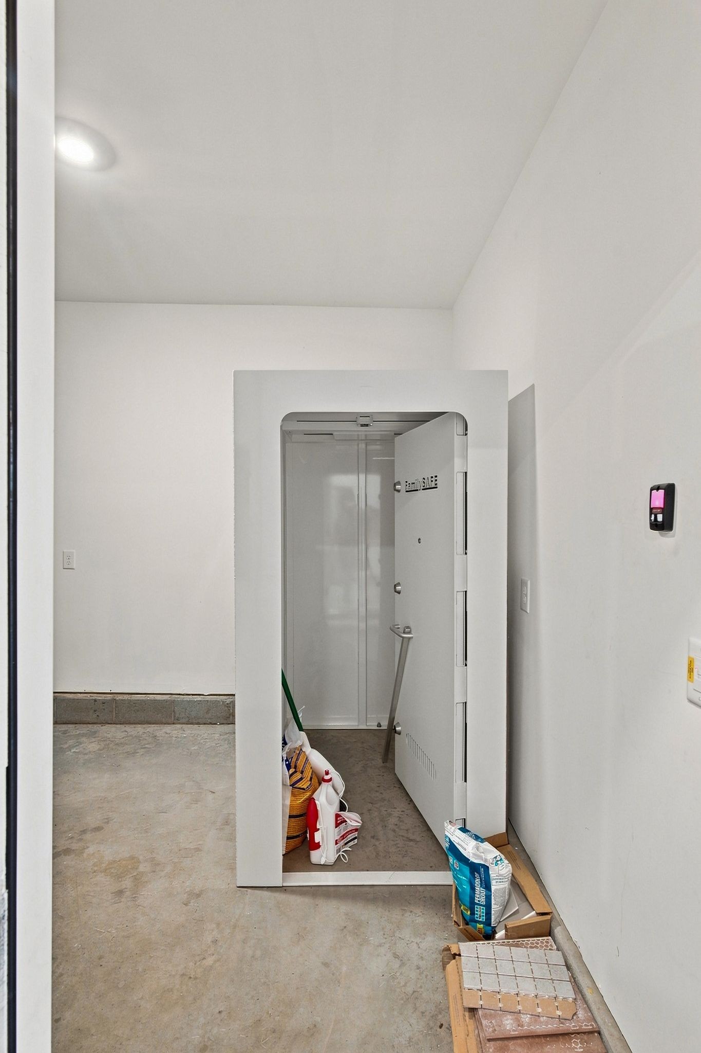 773 Coburg Street Property Photo 30