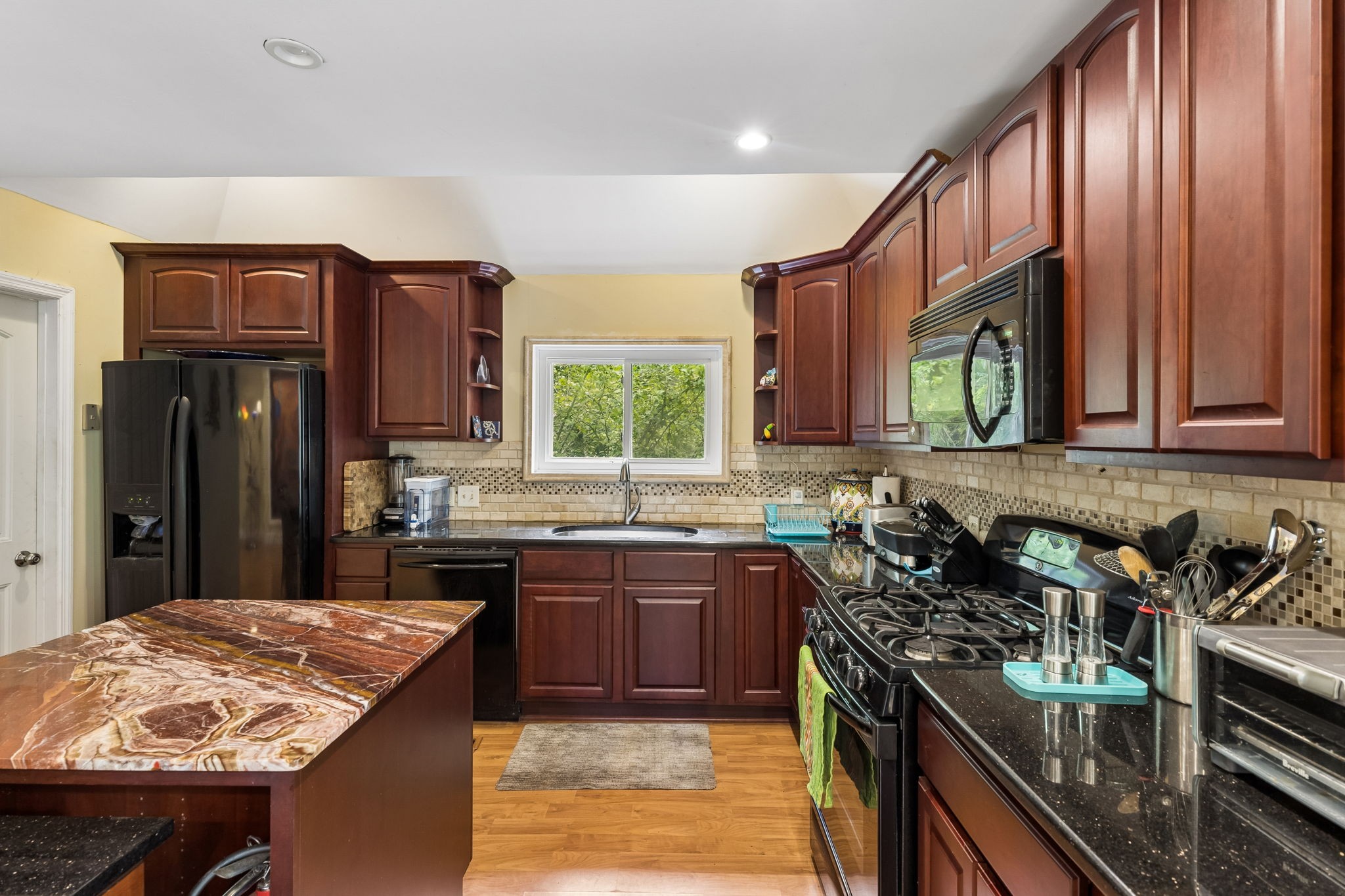 250 Kirby Hill Rd Property Photo 28