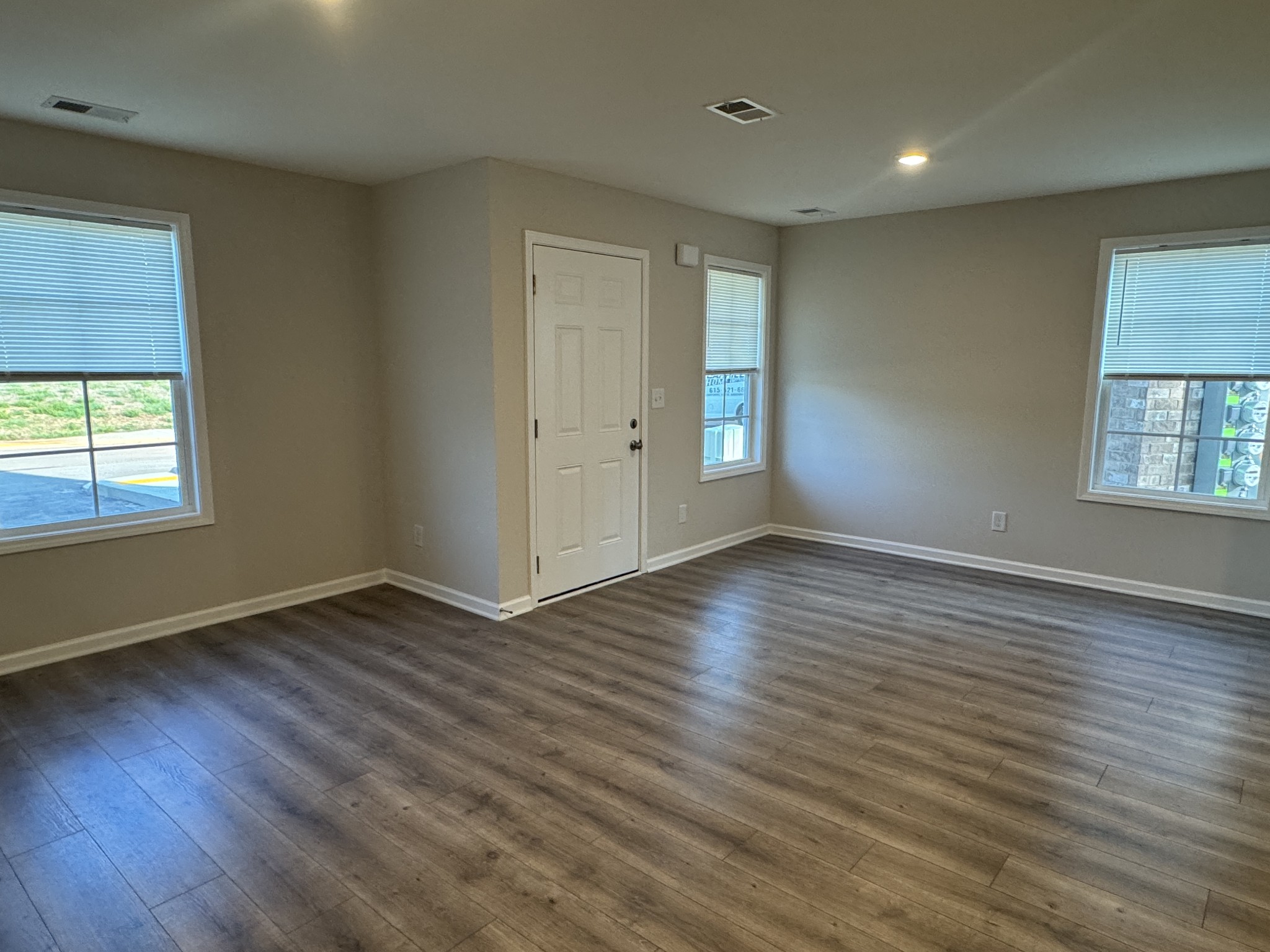 201 Mountaindale Dr Property Photo 4