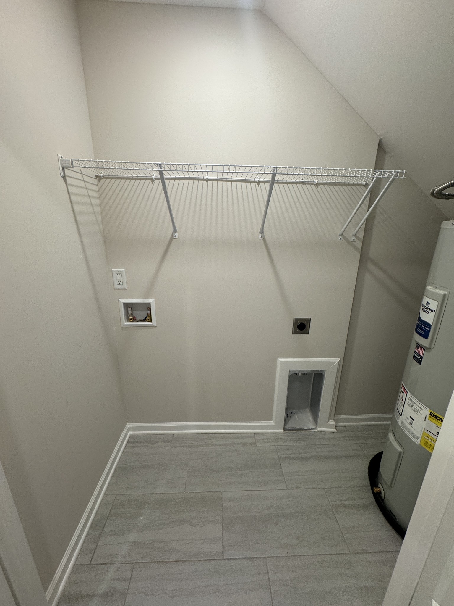 201 Mountaindale Dr Property Photo 9