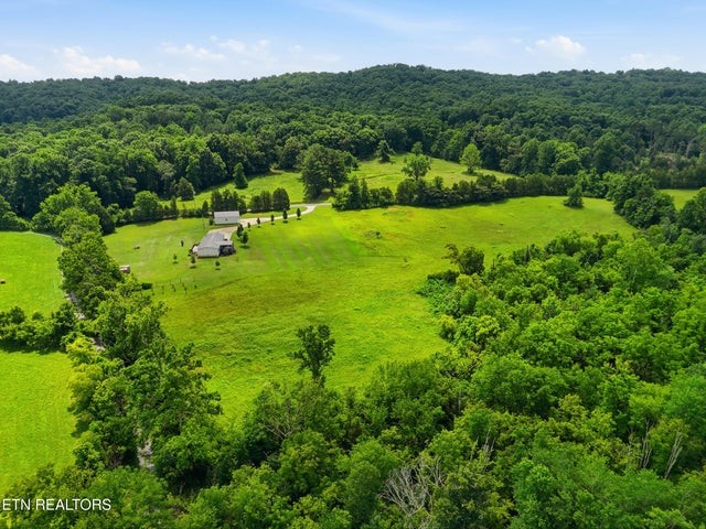813 Ward Rd Property Photo 19
