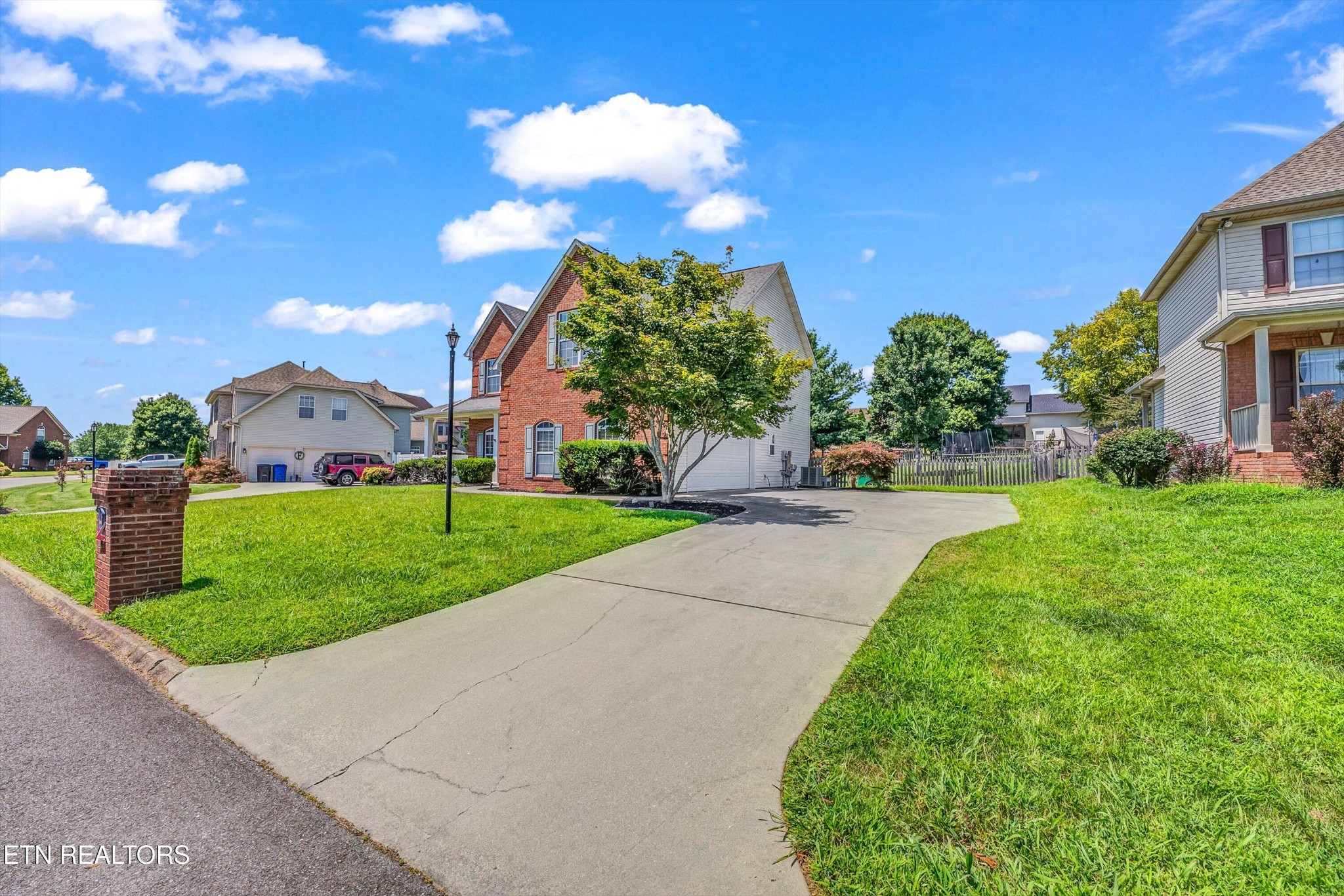 5021 Magic Lantern Drive Property Photo 5