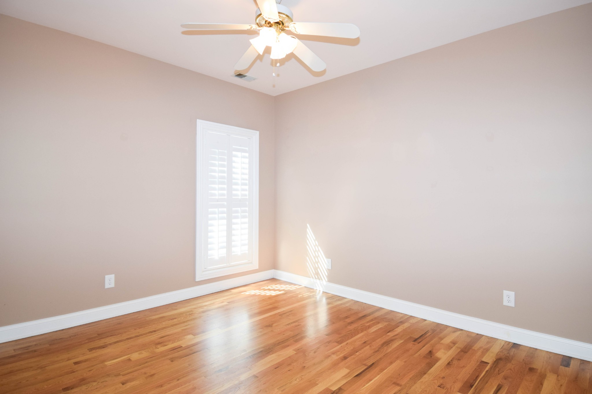 1074 Isaac Franklin Dr Property Photo 14