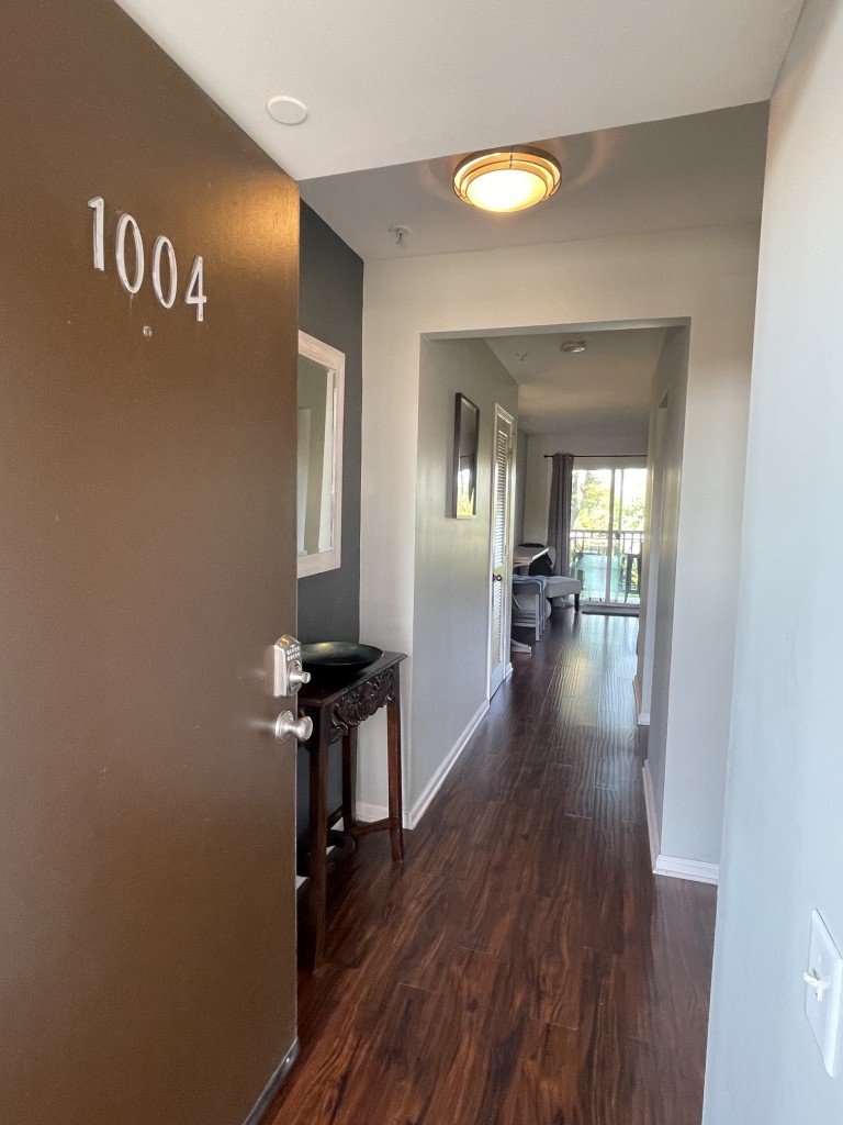 1004 1st Ave, N Property Photo 1
