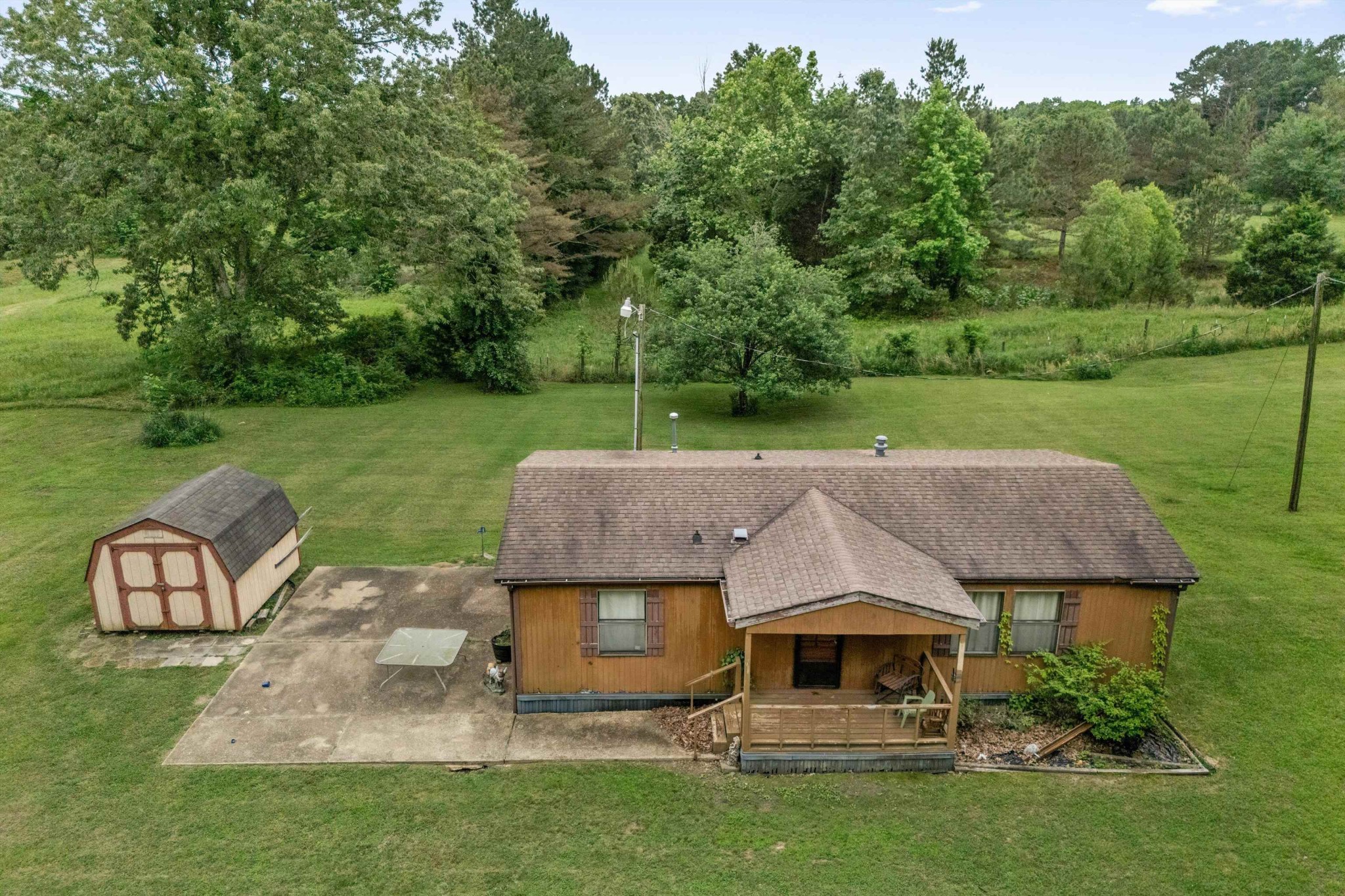 870 Price Rd Property Photo 4