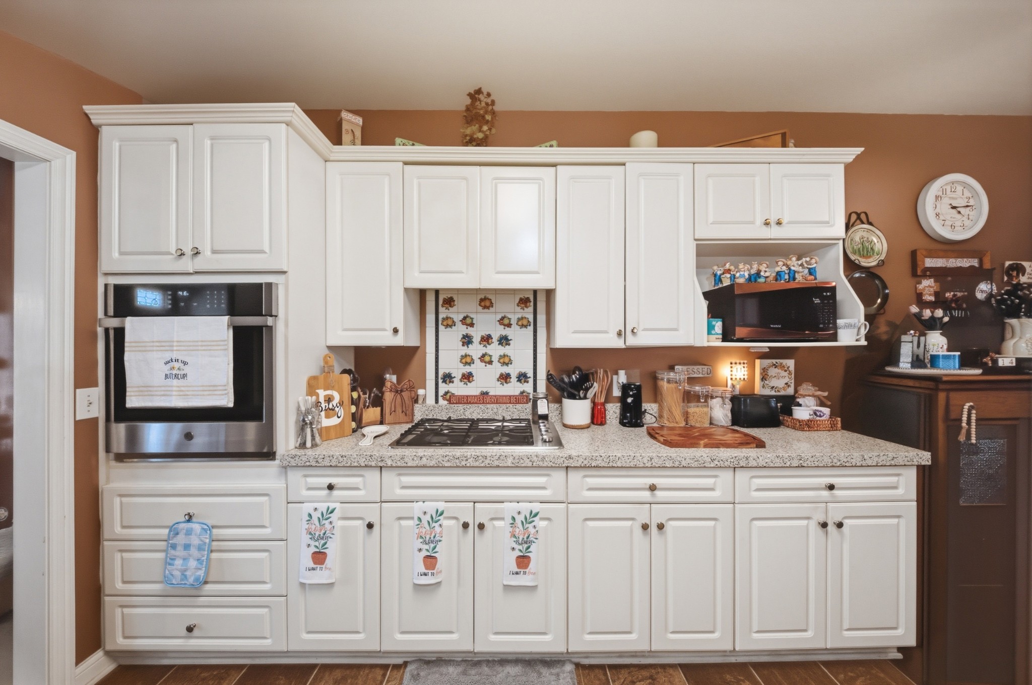2044 Laura Ln Property Photo 17