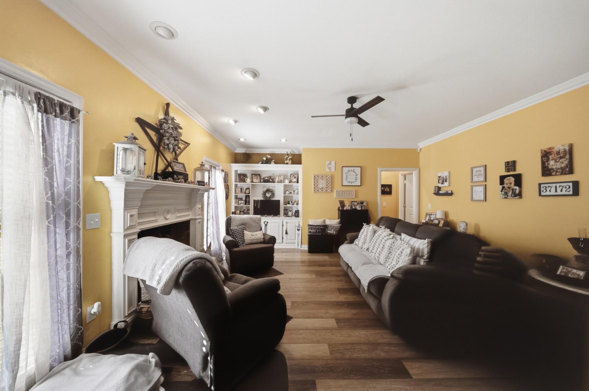2044 Laura Ln Property Photo 22
