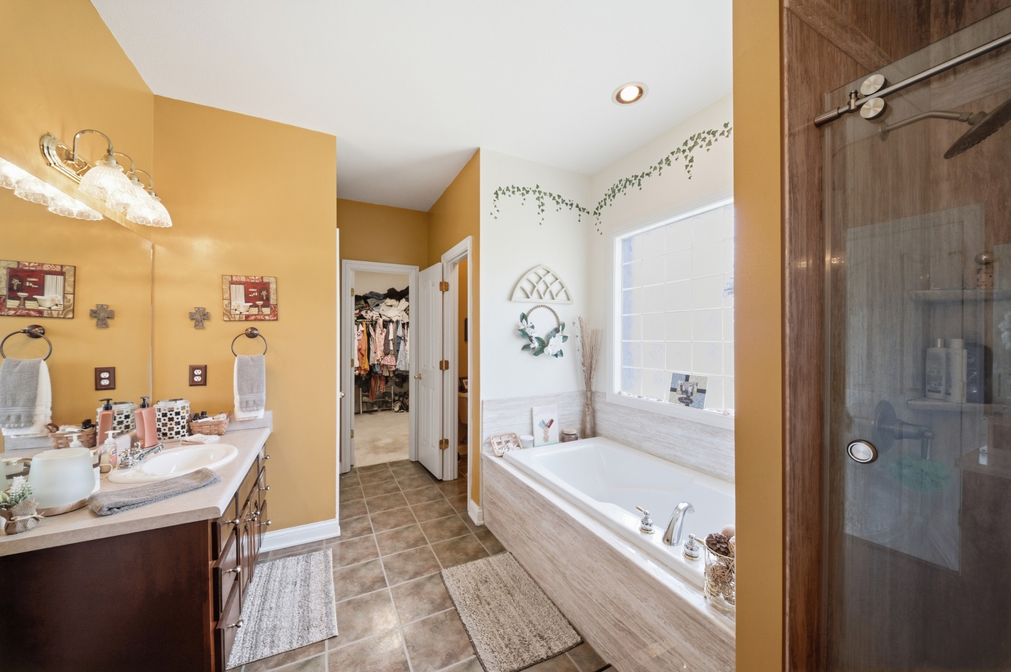 2044 Laura Ln Property Photo 23