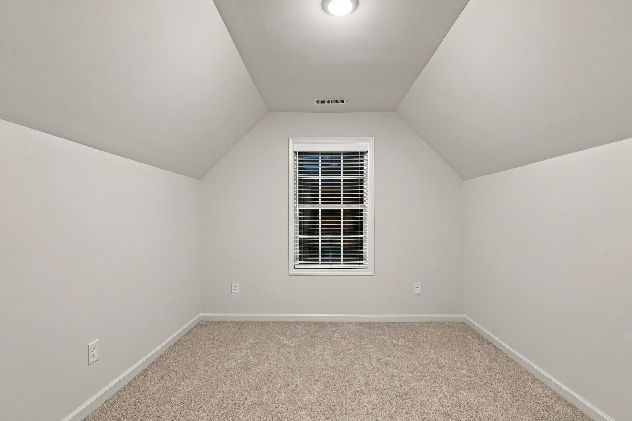 100 Centennial Lane Property Photo 37