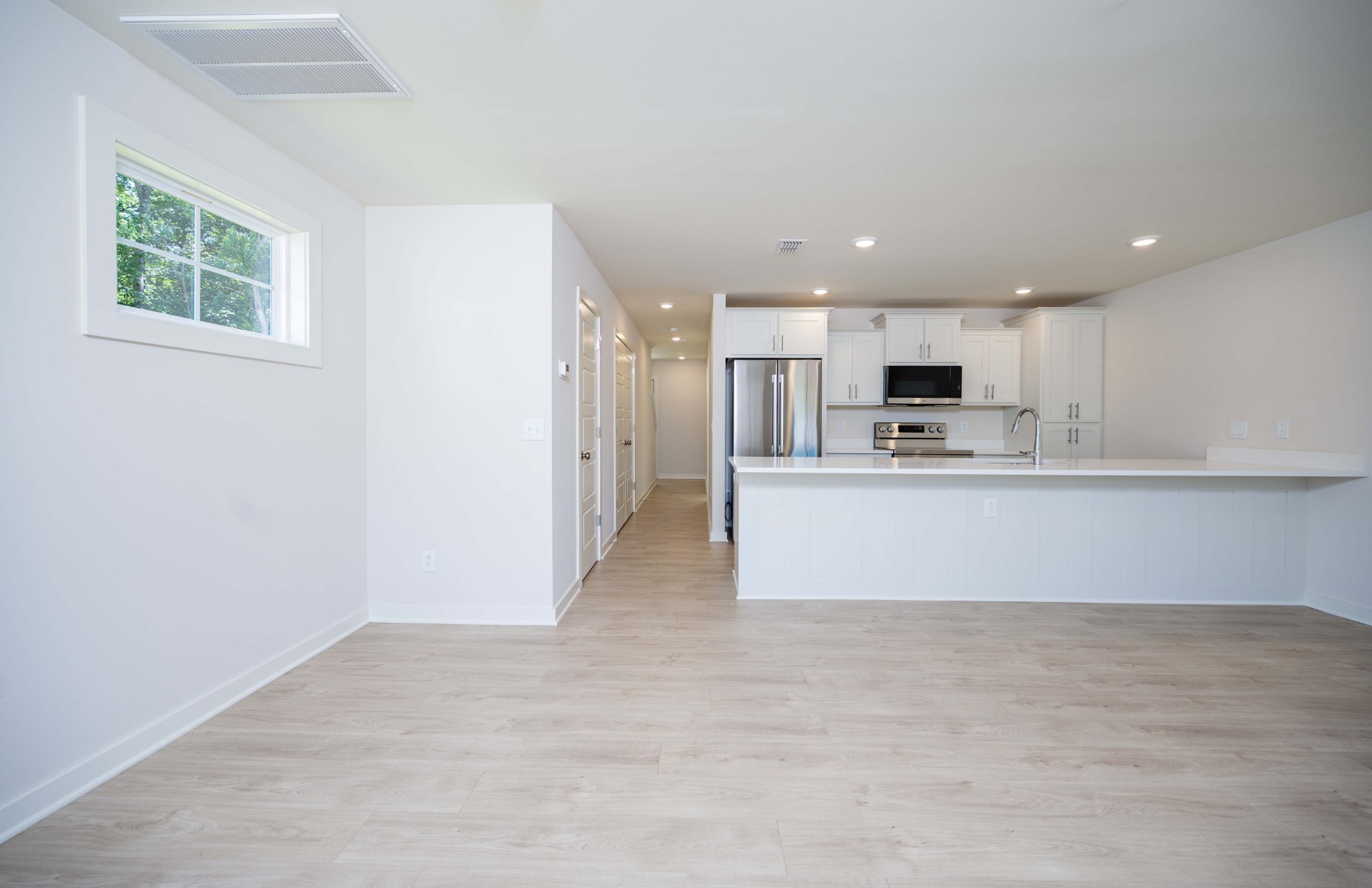 101 Mountaindale Drive Property Photo 3